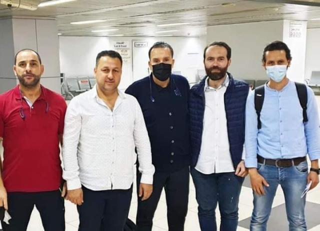 1621322324099067517.jpg 1621322324099067517.jpg